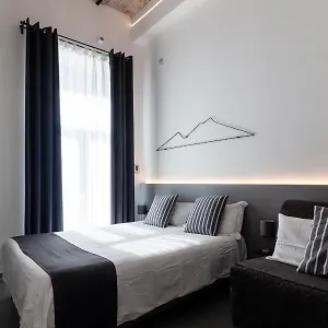 Vesucharme Luxury Napoli